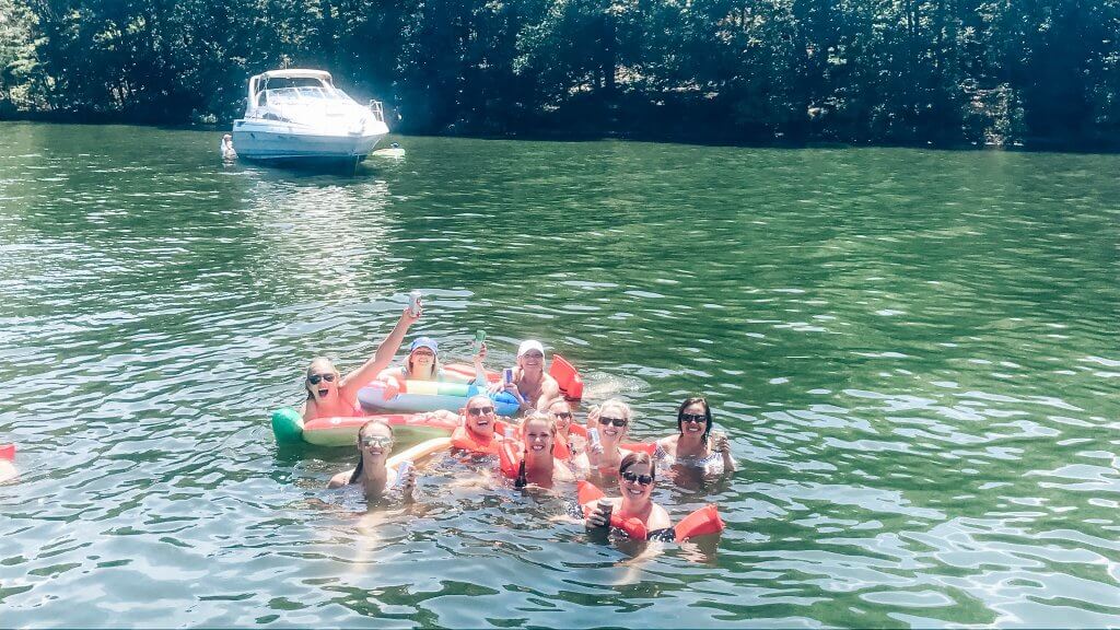 bachelorette-party-at-the-lake-of-the-ozarks-wellness-for-the-win