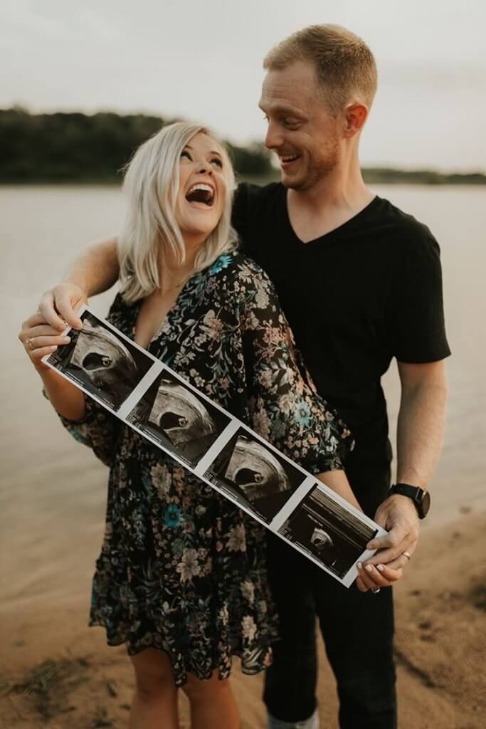 tips for choosing an OB/GYN; pregnancy announcement photo