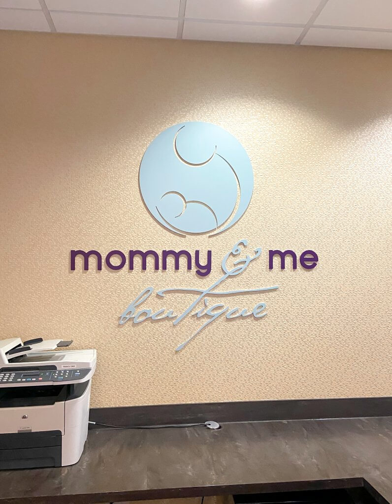 adventhealth shawnee mission birth center mommy and me boutique / gift shop 