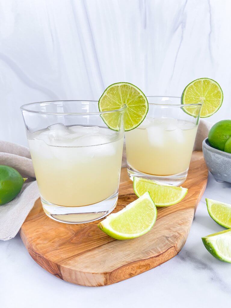 classic margarita on the rocks