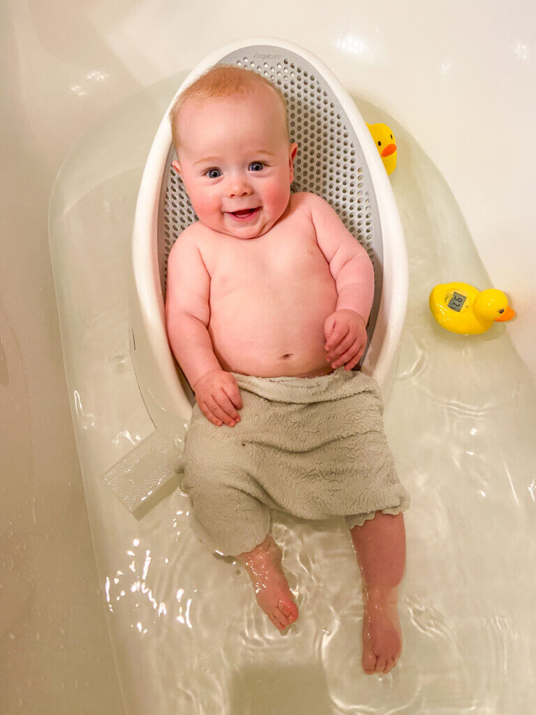 baby registry must haves; bath time essentials 