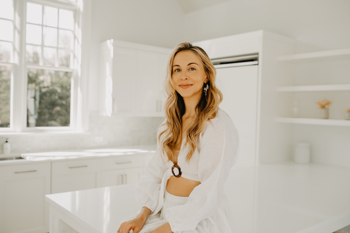 Episode #3: Overcoming Food Anxiety, Trusting Your Body and Navigating Motherhood with Lisa Hayim