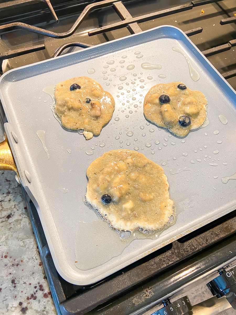 4Ingredient Pancakes (BabyFriendly!)